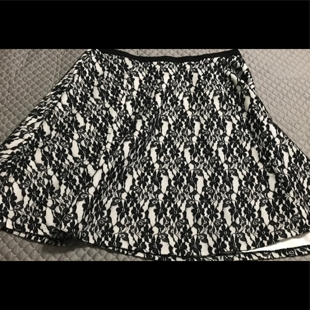 Eloquii lace overlay skirt